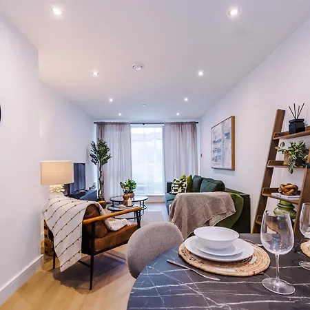 2bed In Centre & Free Parking *