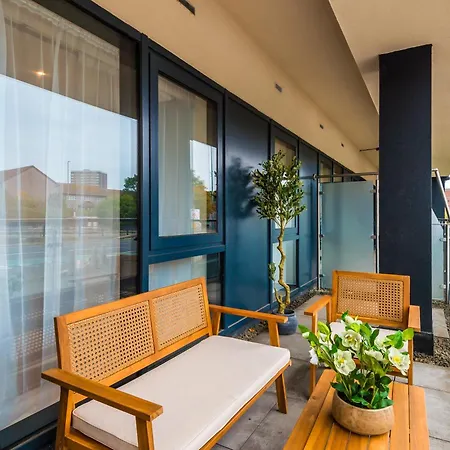 2bed In Centre & Free Parking Lejlighed *