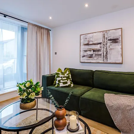 2bed In Centre & Free Parking