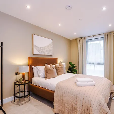 2bed In Centre & Free Parking *