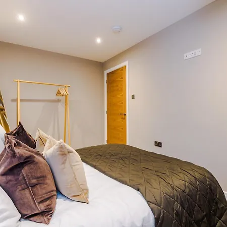 Lejlighed 2bed In Centre & Free Parking *