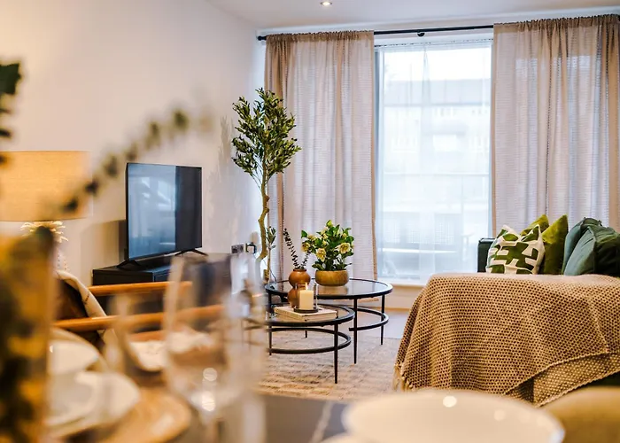 2bed In Centre & Free Parking