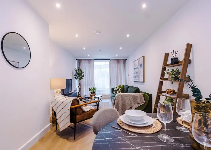 2bed In Centre & Free Parking *