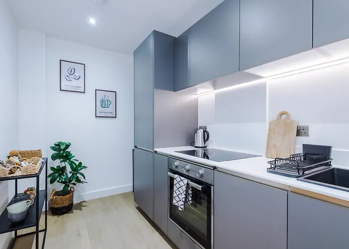 2bed In Centre & Free Parking * Leeds