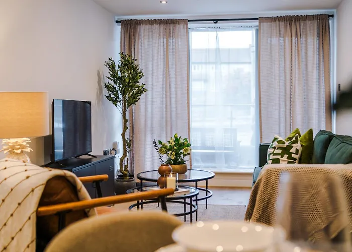 2bed In Centre & Free Parking * Leeds