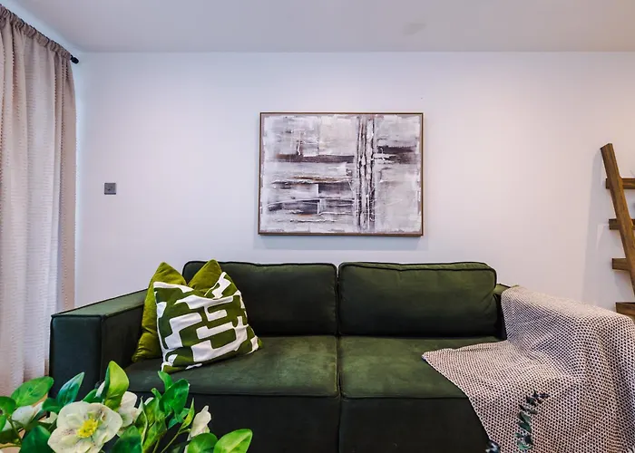 2bed In Centre & Free Parking Апартаменти *