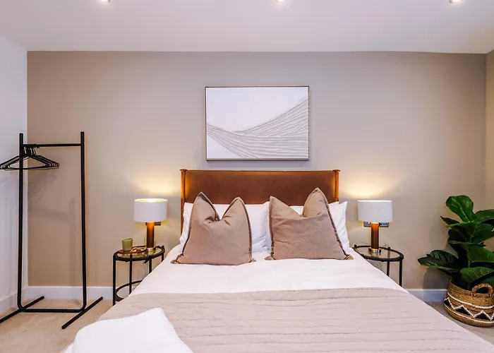 Апартаменти 2bed In Centre & Free Parking *