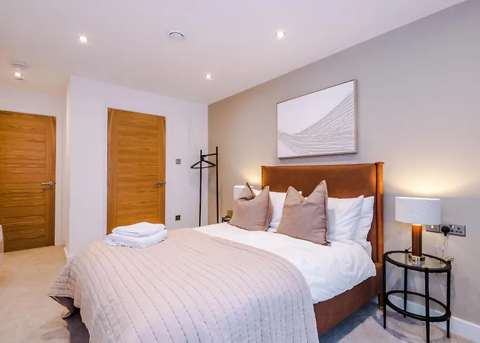 2bed In Centre & Free Parking Лідс