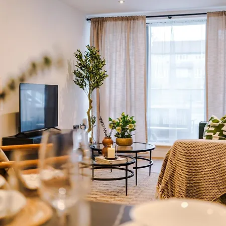 2bed In Centre & Free Parking