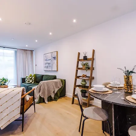 2bed In Centre & Free Parking