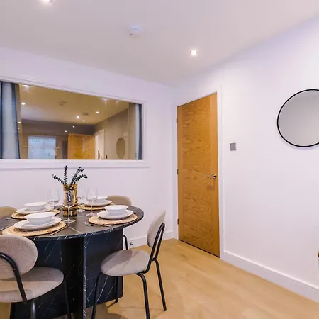 2bed In Centre & Free Parking Apartment *