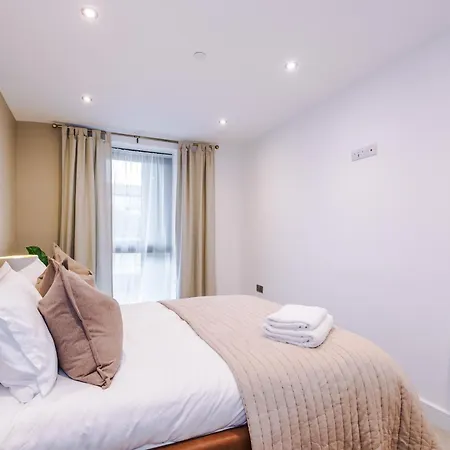 2bed In Centre & Free Parking *