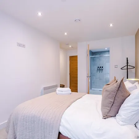 2bed In Centre & Free Parking