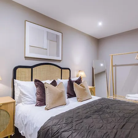 2bed In Centre & Free Parking Leeds (West Yorkshire)