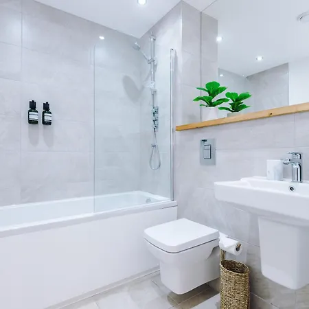 2bed In Centre & Free Parking Apartment *