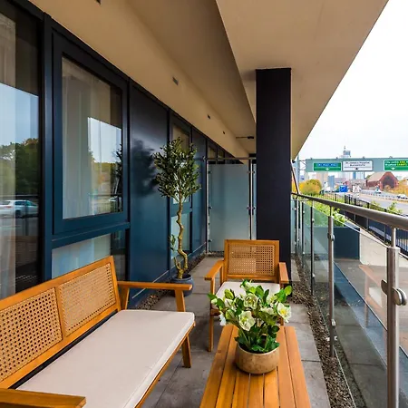 Apartment 2bed In Centre & Free Parking *