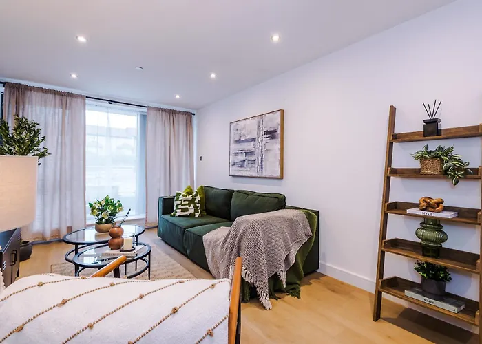 2bed In Centre & Free Parking * Leeds (West Yorkshire)